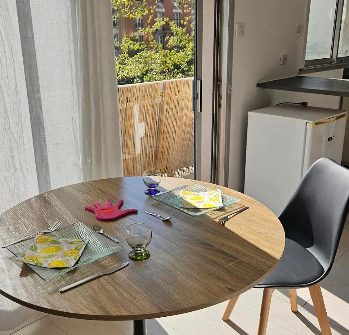 Appartamento Julie'S House Paris 20